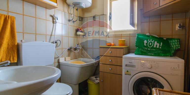 20250708220345-965168-17