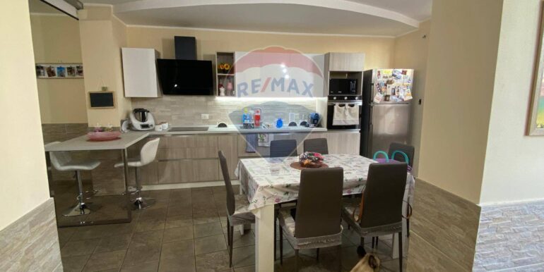 20250712203422-966533-8