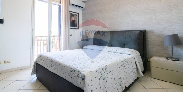 20250714184925-966779-16