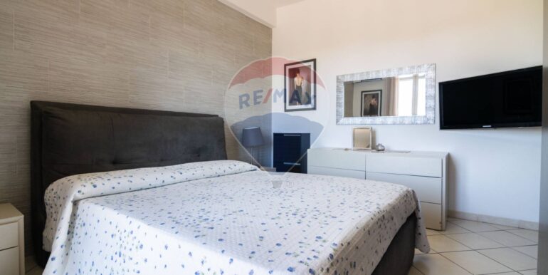 20250714184928-966779-17