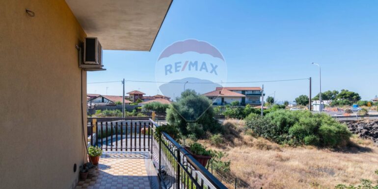 20250714184951-966779-25