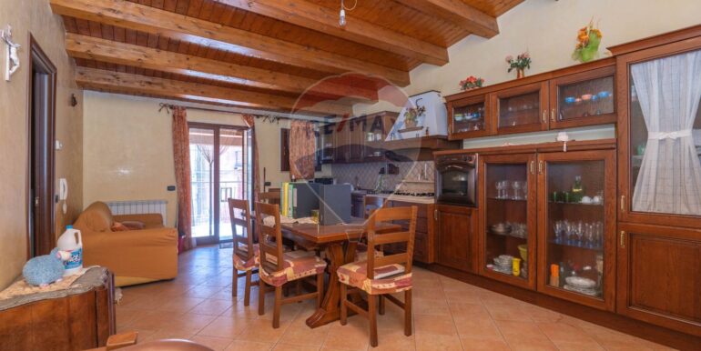 20250714193955-964233-11