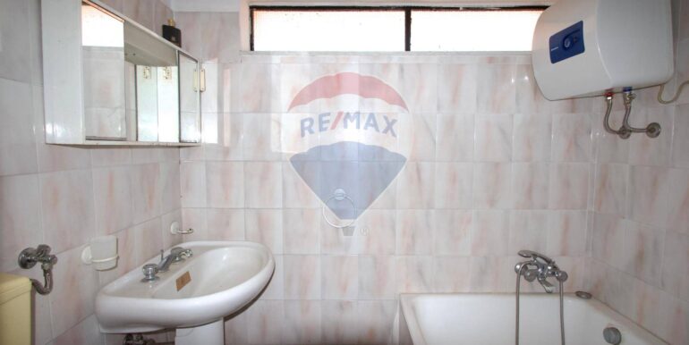 2025071674658-967054-16