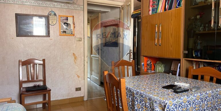 20250725104345-971118-11