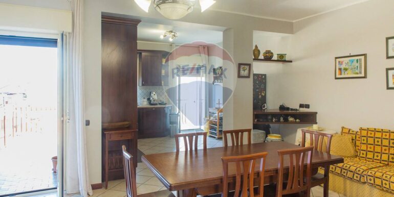 20250725153338-971058-12