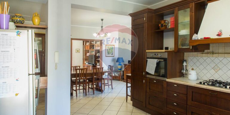 20250725153346-971058-15