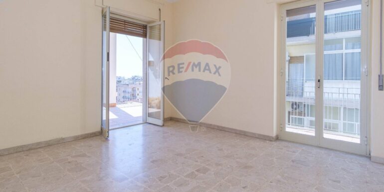 20250728140029-972001-37