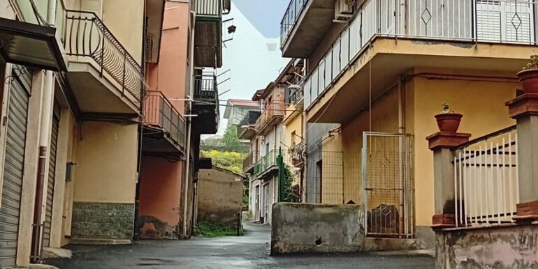 20250728232359-972224-16