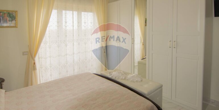 20250730174854-972631-18