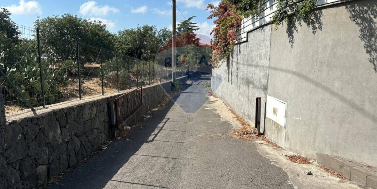 20250731102718-972474-14