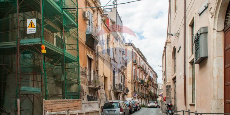 20250806170700-972497-1