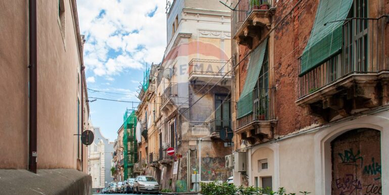 20250806170704-972497-2