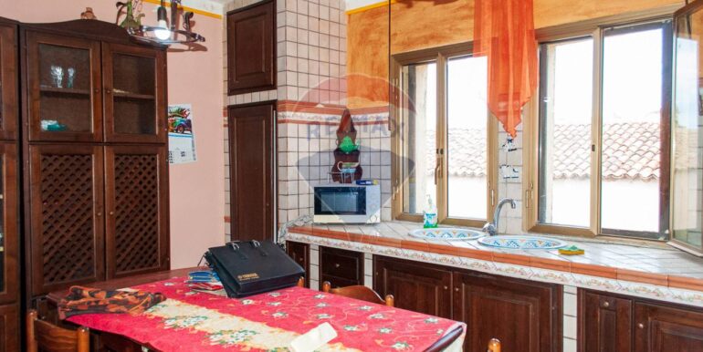 20250806170745-972497-15