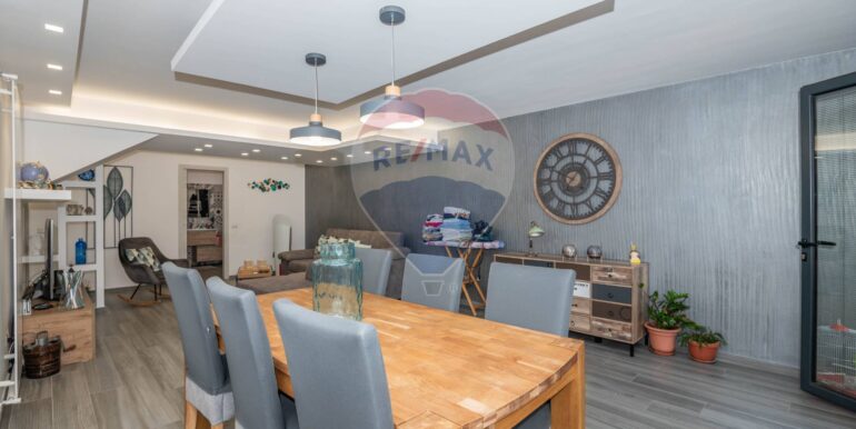 2025080692111-973428-34