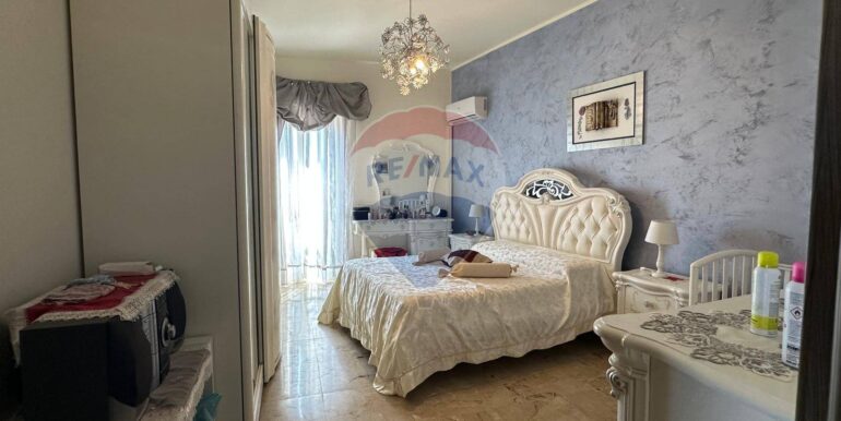 20250808112404-973959-15