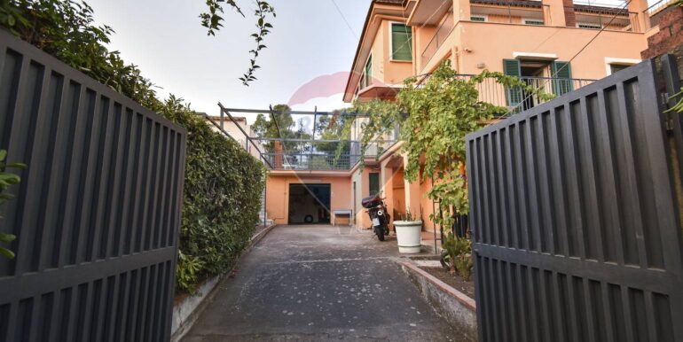 20250813140357-974784-1