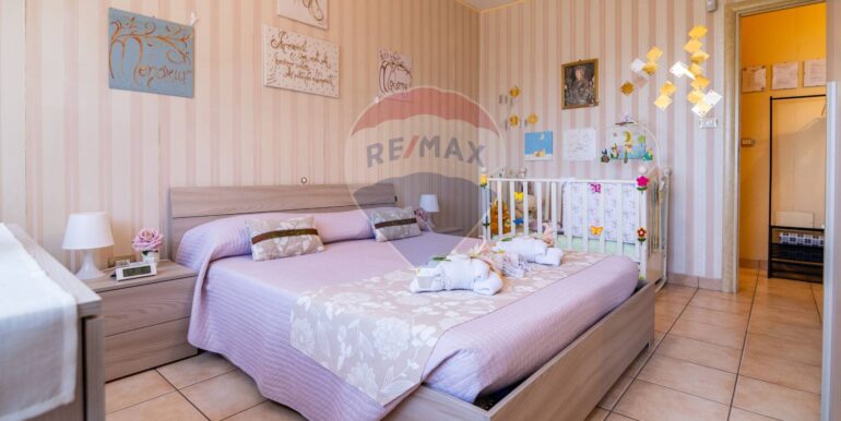 20250818162330-974545-15