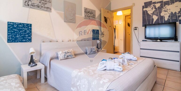 20250818162410-974545-18