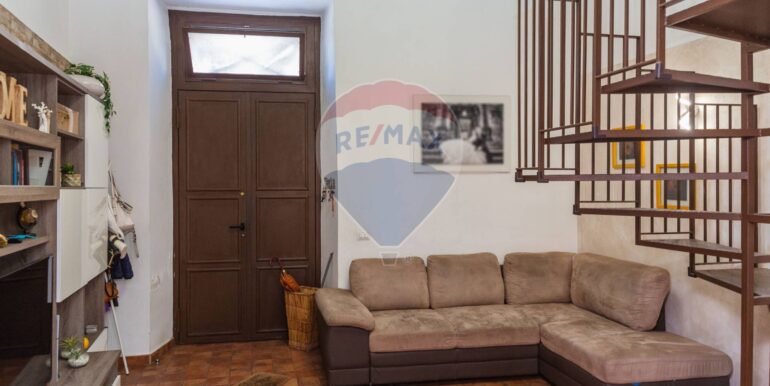 20250819123647-974371-11