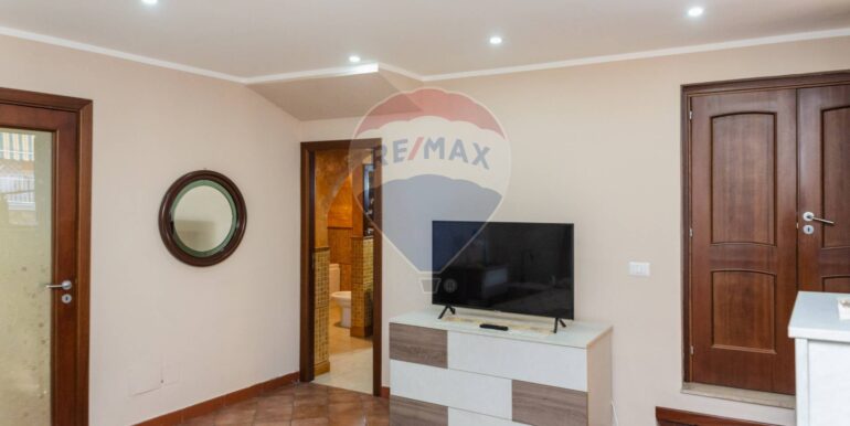 20250819123843-974371-42