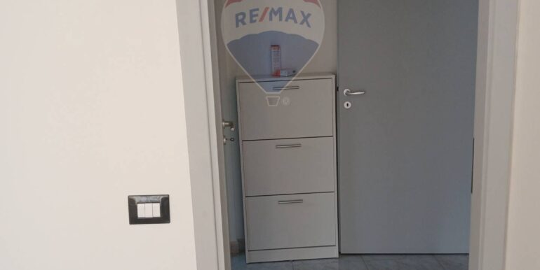 20250819203956-975082-4