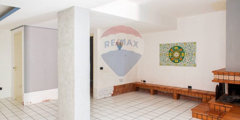 2025081994034-975023-15