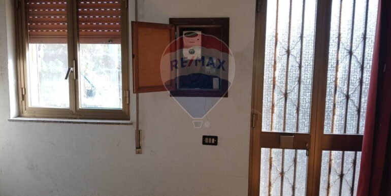 20250821120807-975261-11