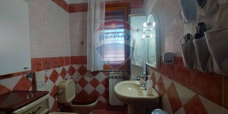 20250821121707-975268-16