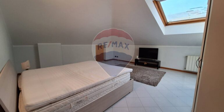 20250821192154-975331-25