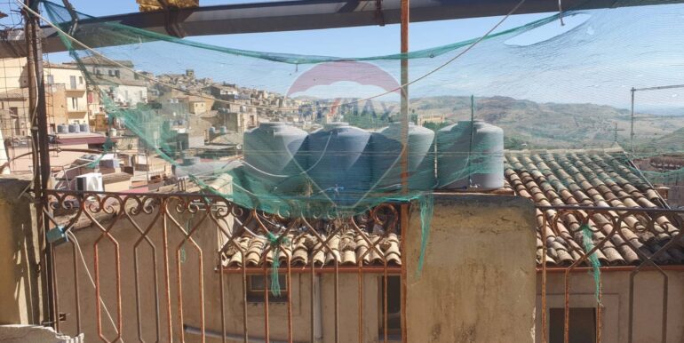 20250821193018-975328-1