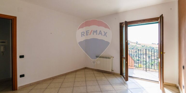 2025082473043-972274-46