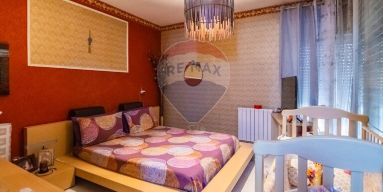 20250825103907-975111-14