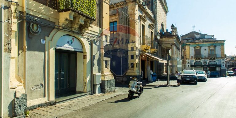 20250825194822-975691-3