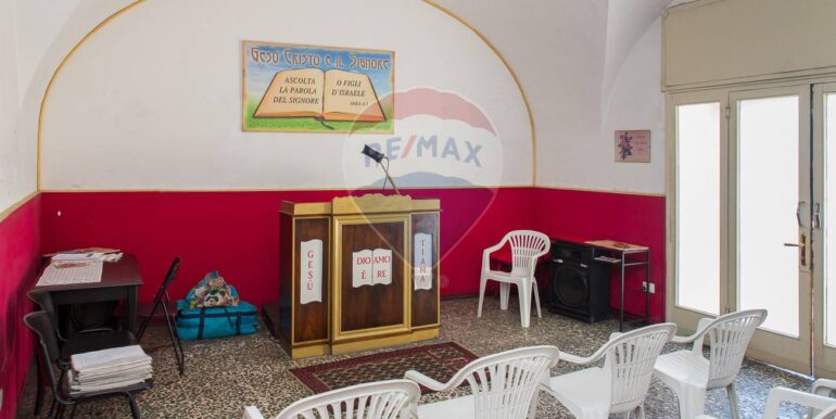 20250825194859-975691-6