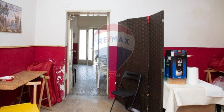 20250825195027-975691-15