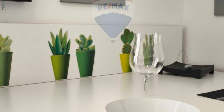 20250826182911-975878-3