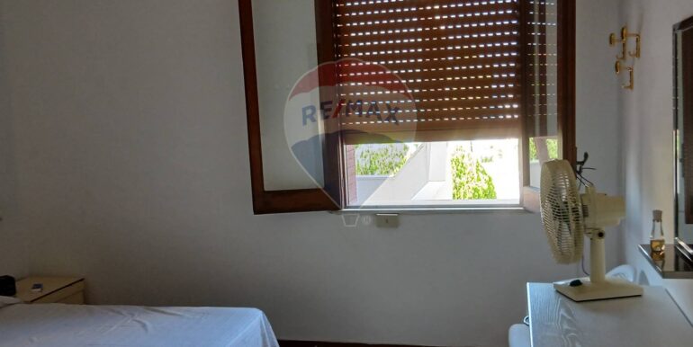 20250827133718-975985-10