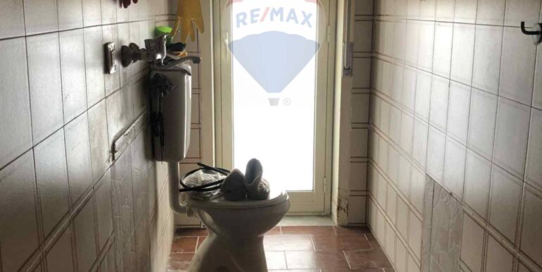 20250828165433-976252-10