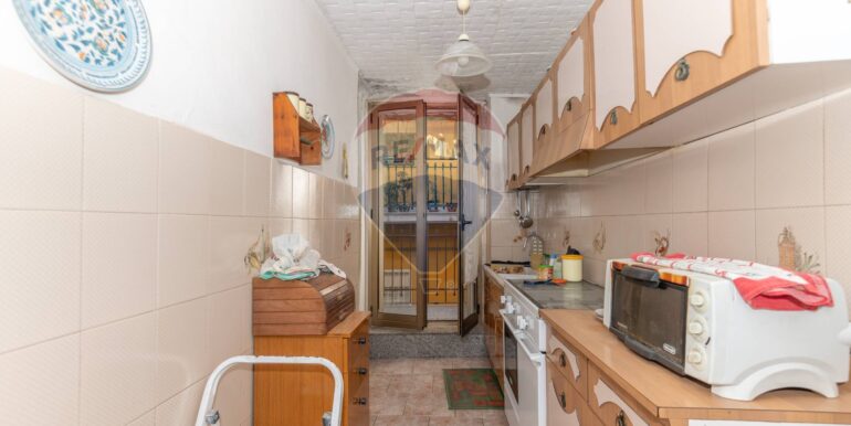 20250829161552-976482-9