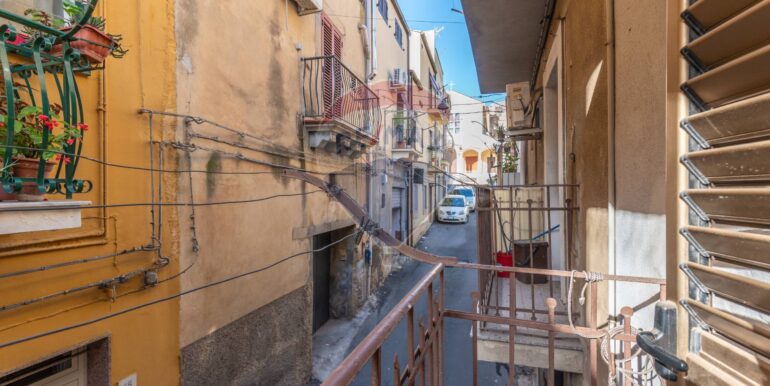 20250829161553-976482-11