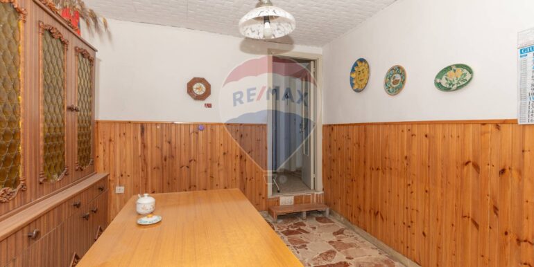 20250829161553-976482-12