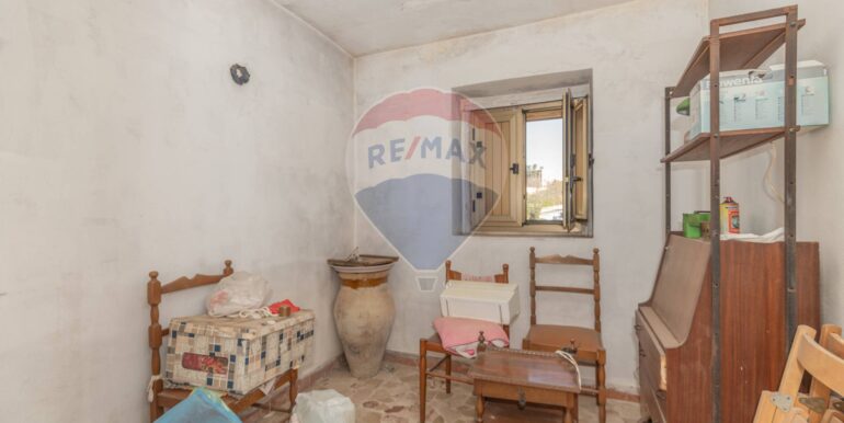 20250829161554-976482-17