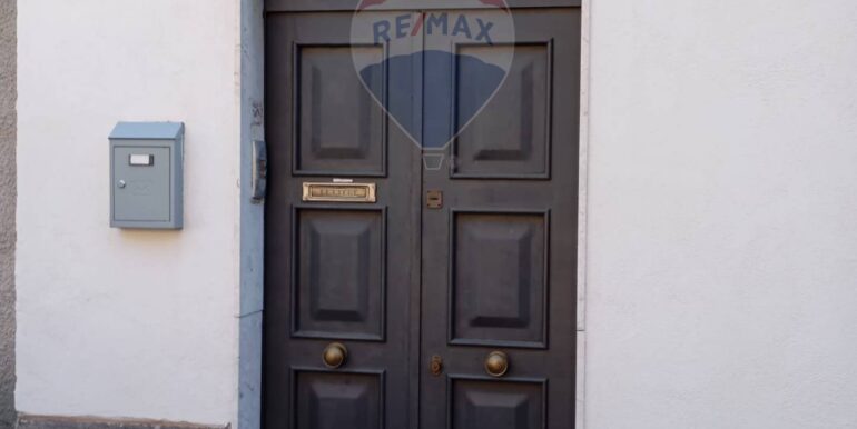 20250829182909-976630-3