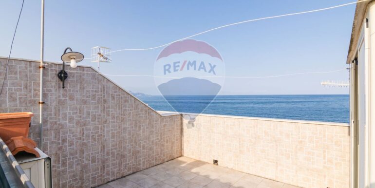 20250829200654-976439-1