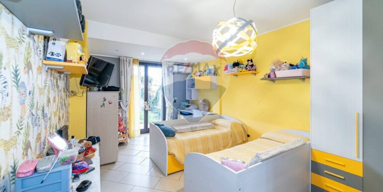 20250830115319-976723-14