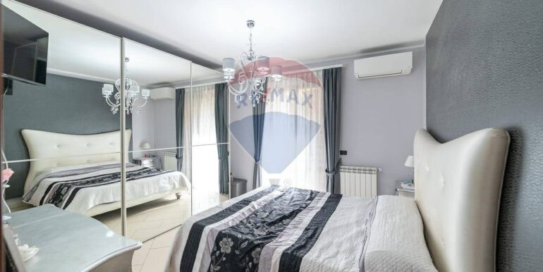 20250830115319-976723-16