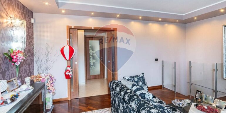 20250830115321-976723-30