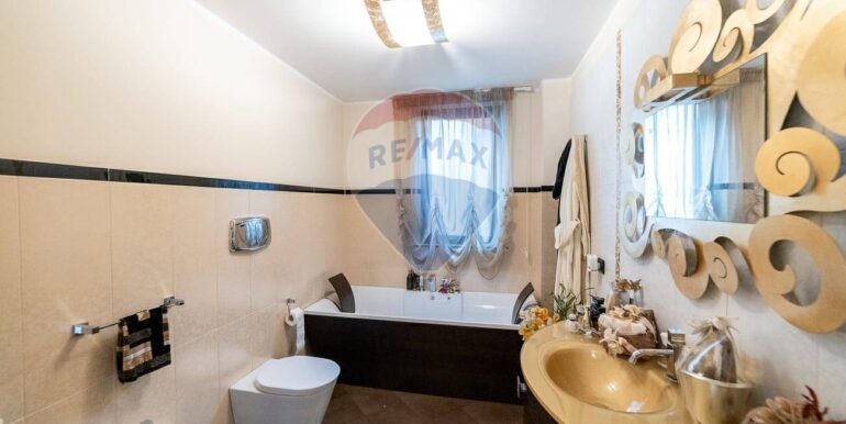 20250830115322-976723-33