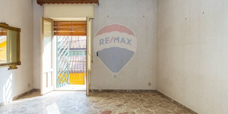 20250831223753-976748-11