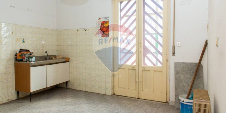 20250831223833-976748-21